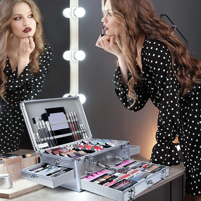 All-in-One Makeup Gift Set Carry All