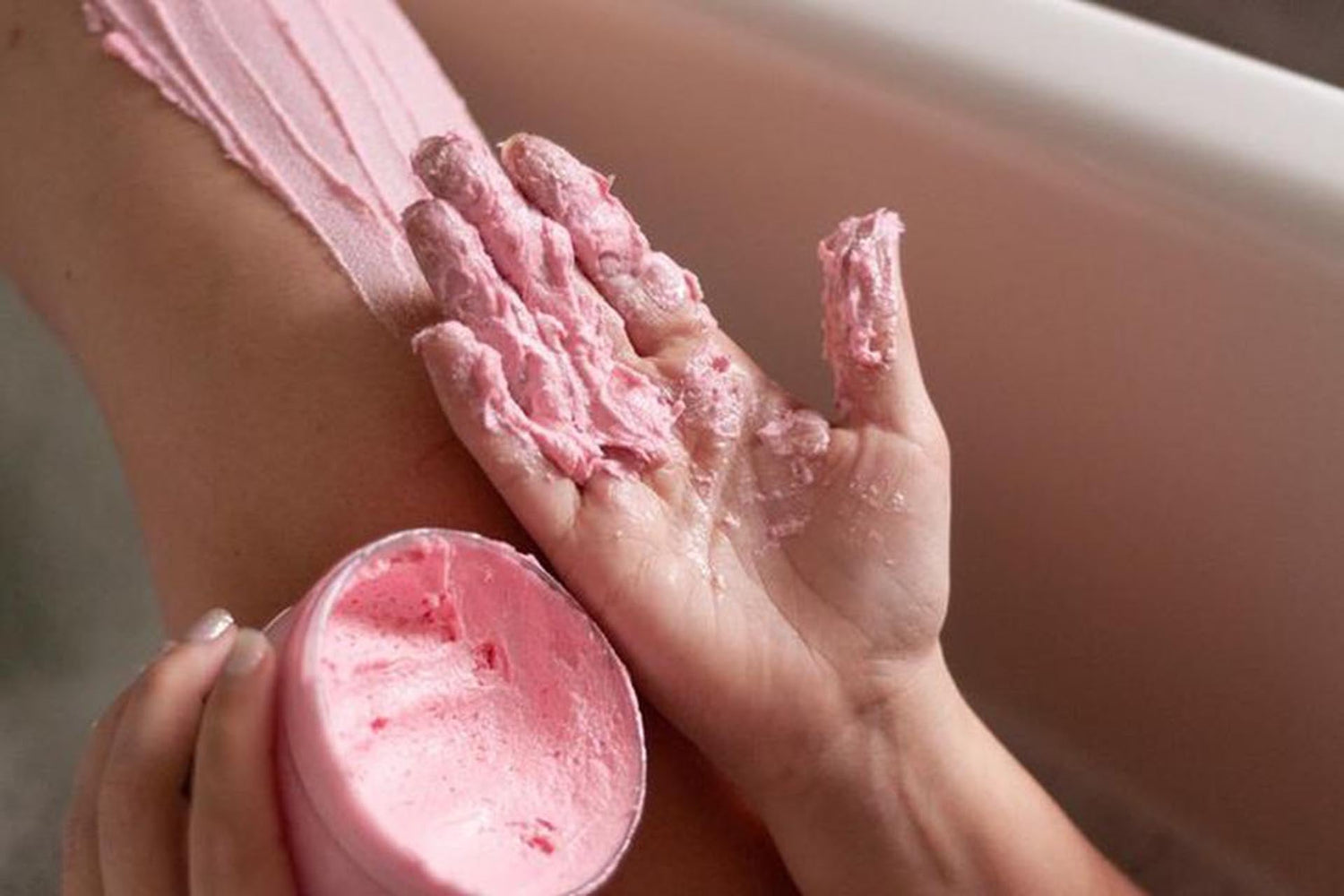 Velvique-body-scrubs-with-sugar-coffee-and-sea-salt-for-smooth-glowing-skin