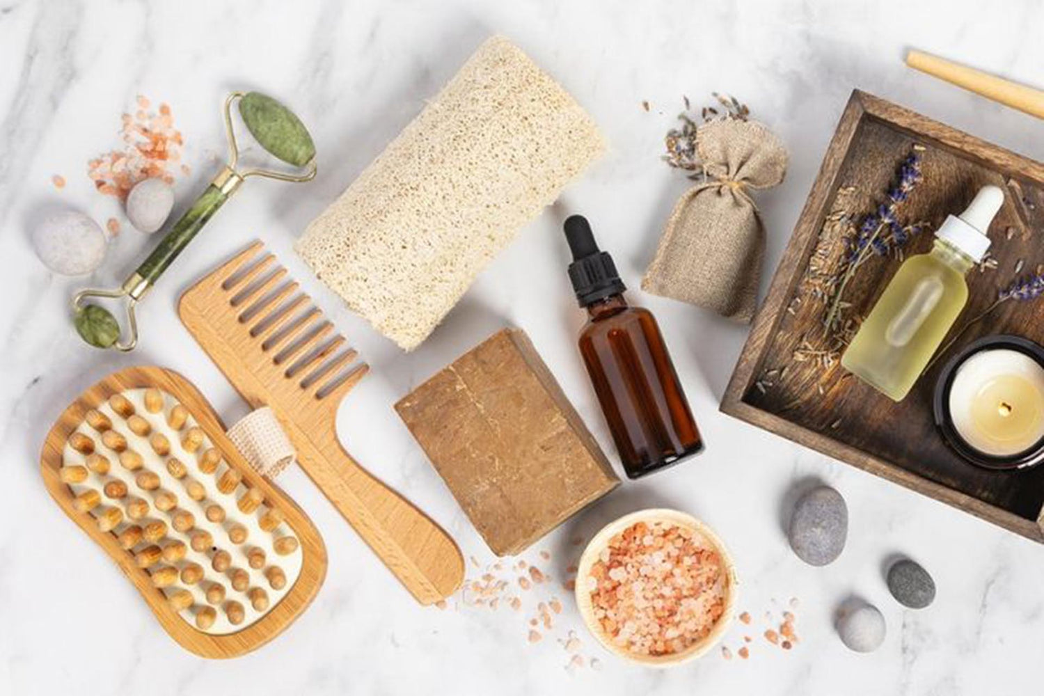 Velvique-eco-friendly-bamboo-beauty-tools-including-brushes-and-accessories